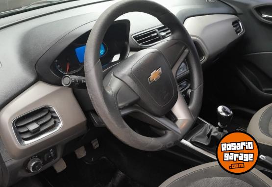 Autos - Chevrolet Prisma LTZ 2013 Nafta 141000Km - En Venta