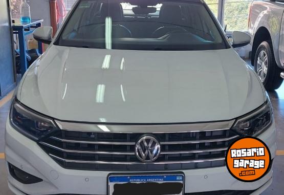 Autos - Volkswagen Vento Highline 1.4 2019 Nafta 80000Km - En Venta