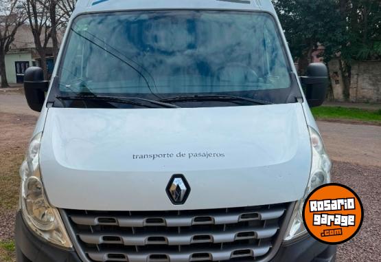Utilitarios - Renault Master minibus 2018 Diesel 322000Km - En Venta