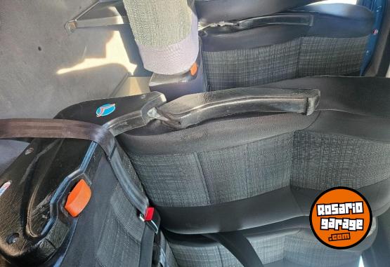 Utilitarios - Mercedes Benz Vito 2016 Diesel 160000Km - En Venta