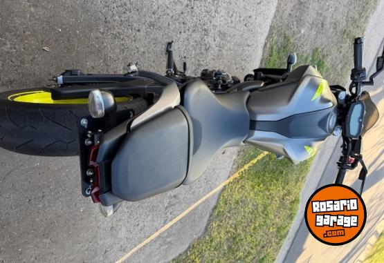 Motos - Yamaha MT 07 2018 Nafta 12300Km - En Venta