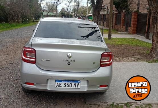 Autos - Renault LOGAN INTENSE 2020 GNC 110000Km - En Venta