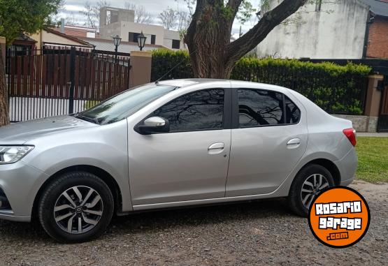 Autos - Renault LOGAN INTENSE 2020 GNC 110000Km - En Venta