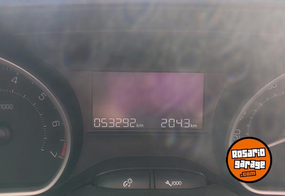 Autos - Peugeot 2008 2020 Nafta 53000Km - En Venta