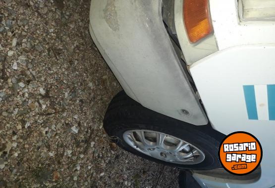 Utilitarios - Renault Trafic 2.2 diesel 1998 Diesel 263600Km - En Venta
