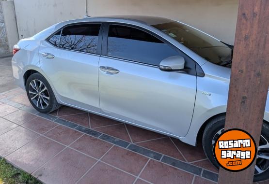 Autos - Toyota Corolla 1.8 SEG CVT 2018 2018 Nafta 69900Km - En Venta