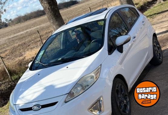 Autos - Ford Fiesta Kinetic Titanium 2011 GNC 162000Km - En Venta