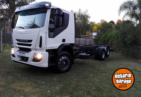 Camiones y Grúas - Iveco tector - En Venta