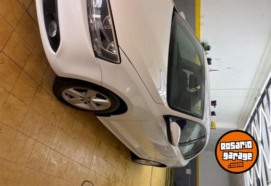 Autos - Volkswagen Vento 2012 Nafta 124000Km - En Venta