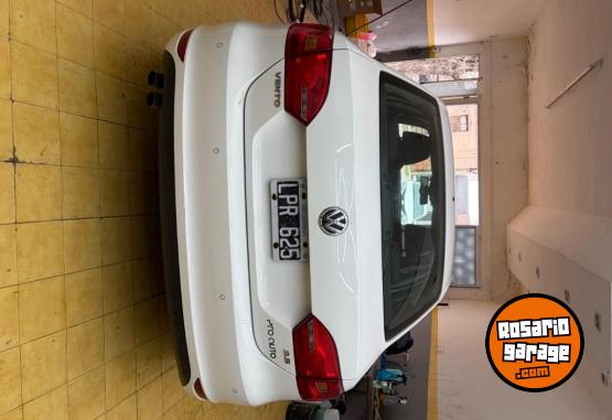 Autos - Volkswagen Vento 2012 Nafta 124000Km - En Venta