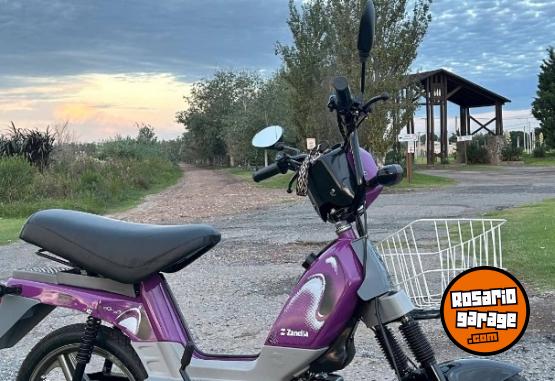 Motos - Zanella Sol 50cc 2005 Nafta 300Km - En Venta