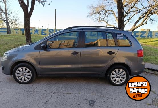Autos - Volkswagen Suran 2015 Nafta 131600Km - En Venta