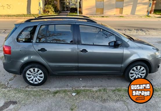 Autos - Volkswagen Suran 2015 Nafta 131600Km - En Venta