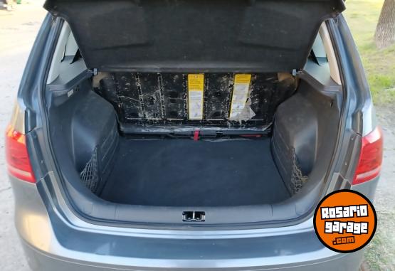 Autos - Volkswagen Suran 2015 Nafta 131600Km - En Venta