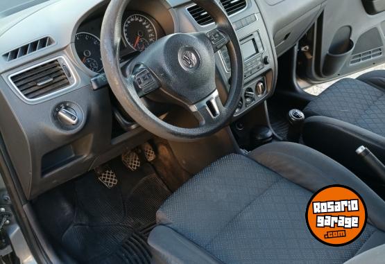 Autos - Volkswagen Suran 2015 Nafta 131600Km - En Venta