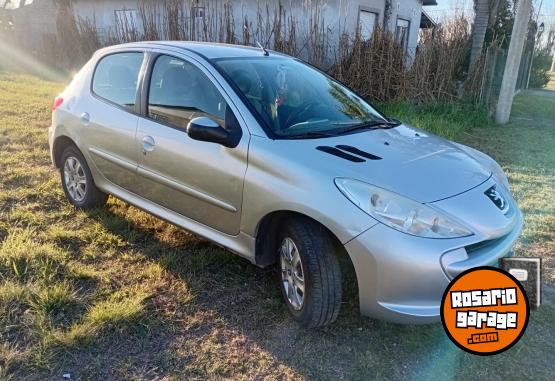 Autos - Peugeot Peugeot 207 active 1.4 2015 Nafta 205000Km - En Venta
