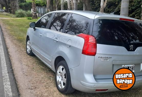 Autos - Peugeot 5008 2014 Nafta 150000Km - En Venta