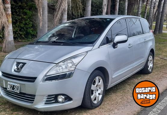 Autos - Peugeot 5008 2014 Nafta 150000Km - En Venta