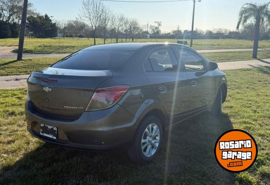 Autos - Chevrolet Prisma LTZ 2013 Nafta 198000Km - En Venta