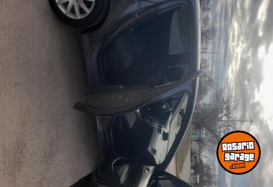 Autos - Peugeot 308 allure + nav 2014 Nafta 124000Km - En Venta