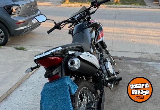 Motos - Corven Triax 250 2025 Nafta 4500Km - En Venta