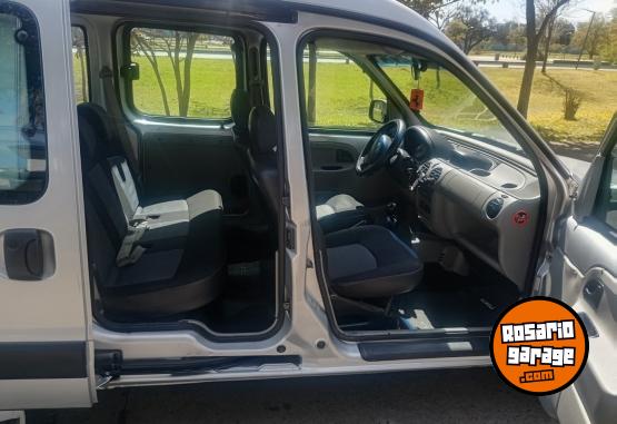Utilitarios - Renault Kangoo familiar. 2012 Diesel 160000Km - En Venta