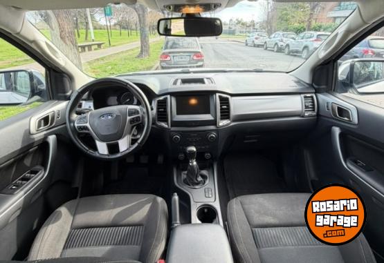 Camionetas - Ford Ranger XLT 2021 Diesel 189000Km - En Venta