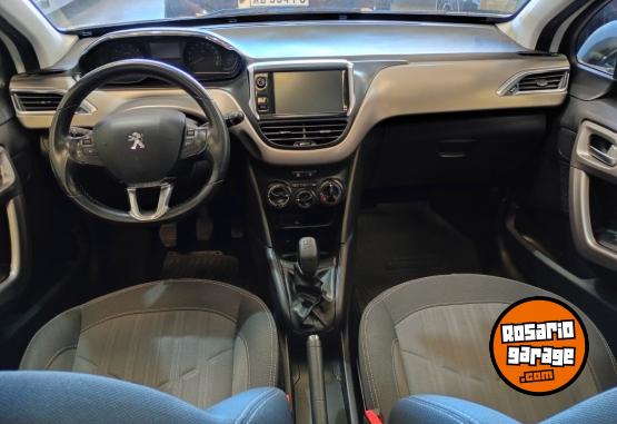 Autos - Peugeot 208 2018 Nafta 106000Km - En Venta