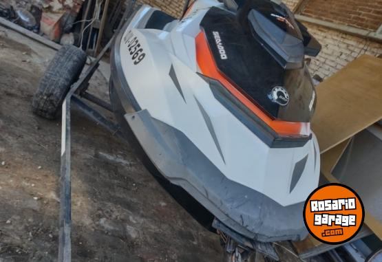 Embarcaciones - Moto de agua SEA DOO GTI 130 - En Venta