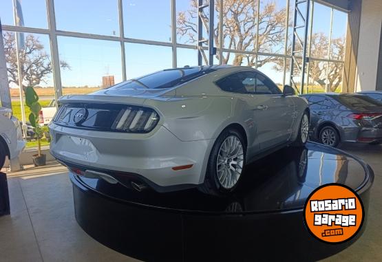 Autos - Ford Mustang 5.0 v8 coupe 2017 Nafta 8000Km - En Venta