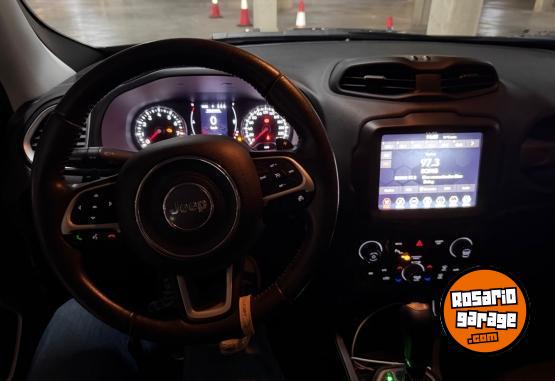 Camionetas - Jeep RENEGADE LONGITUDE 2021 Nafta 43300Km - En Venta