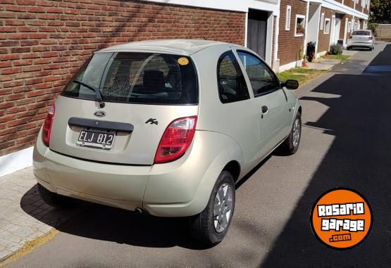 Autos - Ford Ka 2004 Nafta 200000Km - En Venta