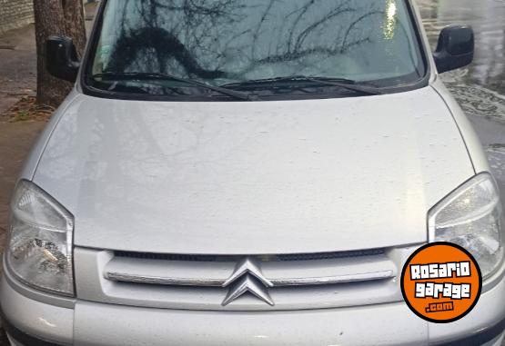 Utilitarios - Citroen Berlingo multiespace 1.6 2022 Diesel 86000Km - En Venta
