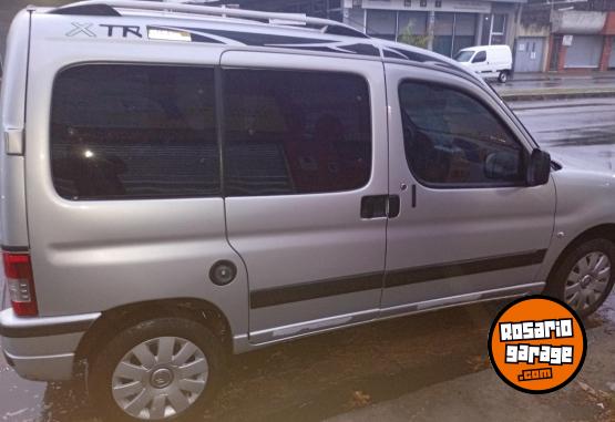 Utilitarios - Citroen Berlingo multiespace 1.6 2022 Diesel 86000Km - En Venta