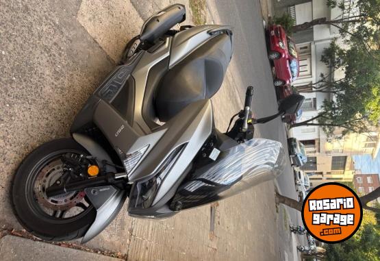 Motos - Kymco X-town 2025 Nafta 7800Km - En Venta