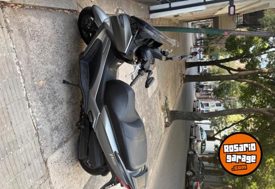 Motos - Kymco X-town 2025 Nafta 7800Km - En Venta