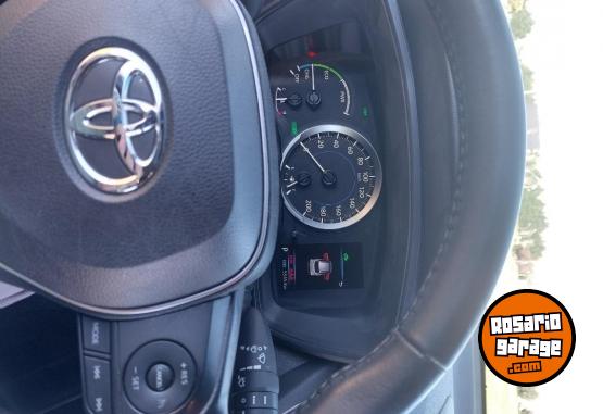 Camionetas - Toyota Corolla Cross 2022 Electrico / Hibrido 56000Km - En Venta