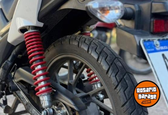 Motos - Honda TWISTER CB 125CC 2019 Nafta 17000Km - En Venta