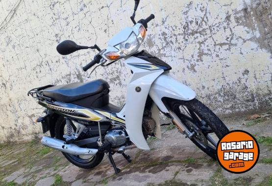 Motos - Yamaha New Crypton 2017 Nafta 15000Km - En Venta