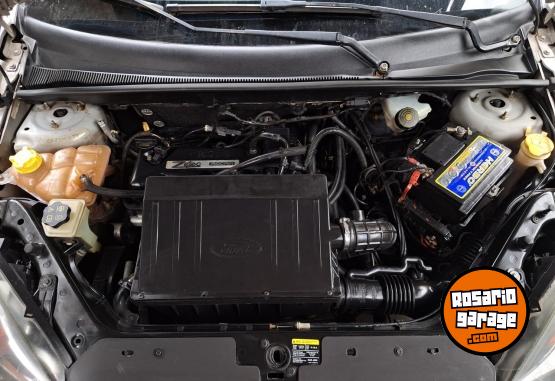 Autos - Ford Fiesta 2011 Nafta 175000Km - En Venta