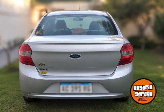 Autos - Ford KA SEDAN SE 4 PUERTAS 2018 GNC 69600Km - En Venta