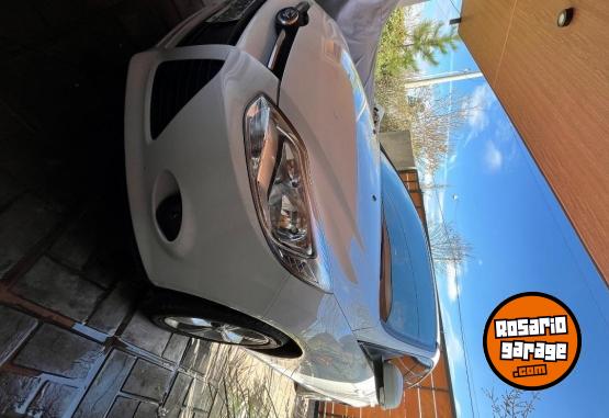 Autos - Ford Focus 2015 Nafta 124000Km - En Venta