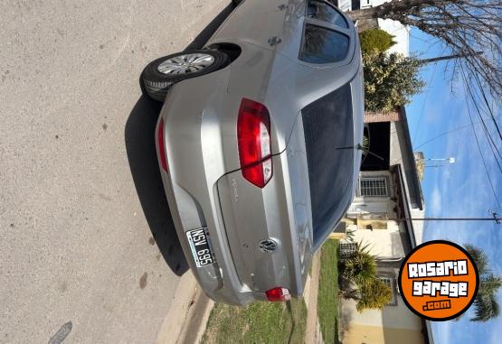 Autos - Volkswagen VOYAGE 2014 Nafta 90000Km - En Venta