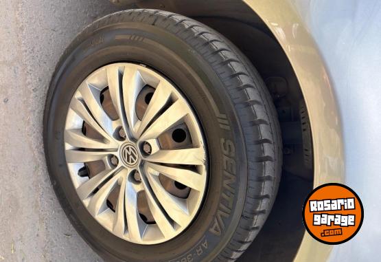 Autos - Volkswagen VOYAGE 2014 Nafta 90000Km - En Venta