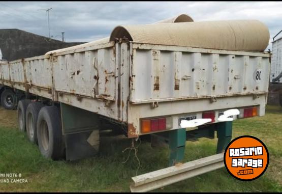 Camiones y Grúas - Semirremolque marca Montenegro - En Venta
