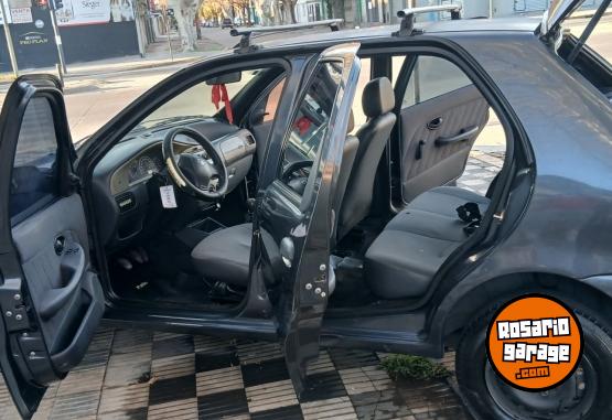 Autos - Fiat Palio 2003 Diesel 300000Km - En Venta