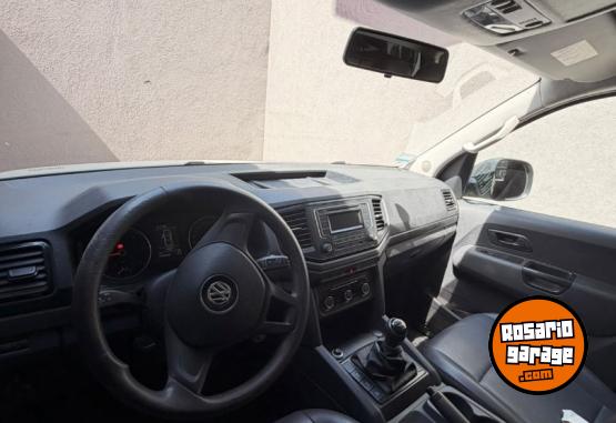 Camionetas - Volkswagen Amarok 4X2 TRENDLINE 2021 Diesel 104000Km - En Venta