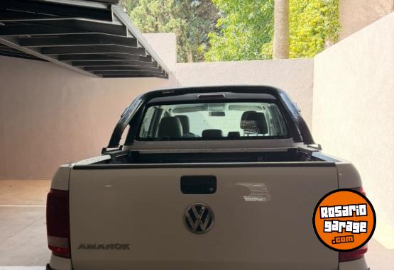 Camionetas - Volkswagen Amarok 4X2 TRENDLINE 2021 Diesel 104000Km - En Venta