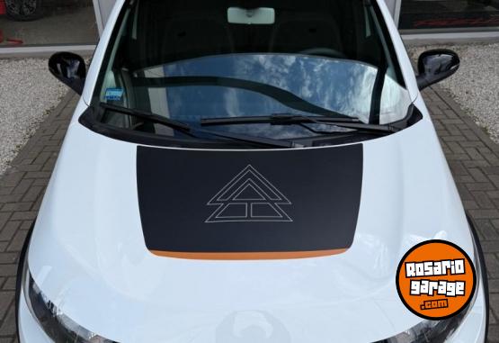 Autos - Fiat Mobi trekking 2024 Nafta 3500Km - En Venta