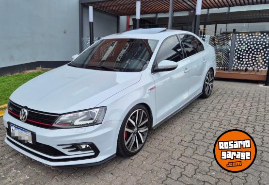 Autos - Volkswagen Vento gli exigentes permu 2017 Nafta - En Venta